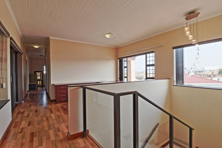 4 Bedroom Property for Sale in Reebok Western Cape